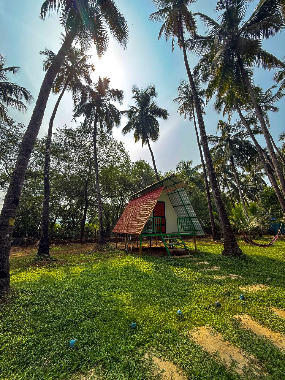 North Goa : Day Picnic on the Island