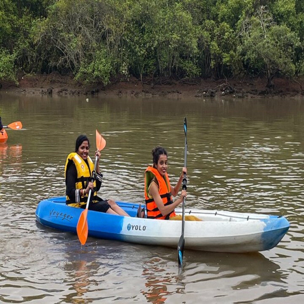 North Goa : Kayaking Exclusively for Students