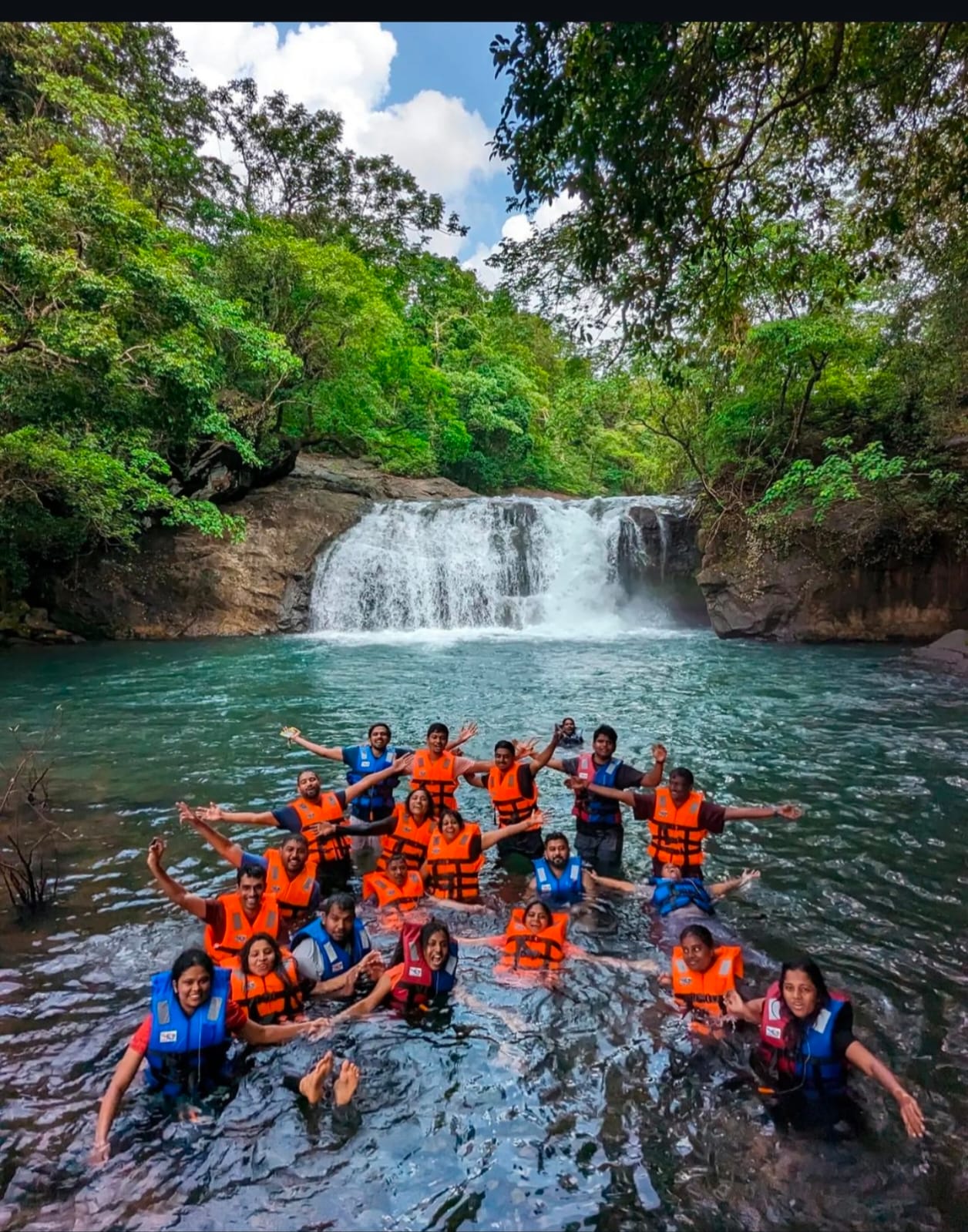 North Goa: Tulaskond Waterfall Trek & Swim Experience