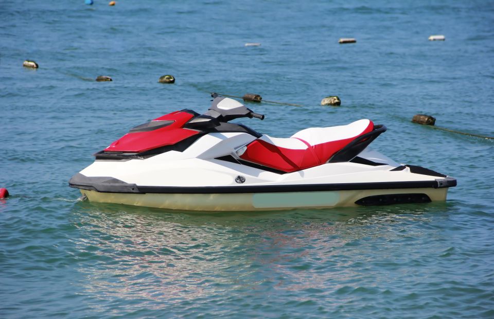 North Goa : Jet-skiing at Candolim Beach
