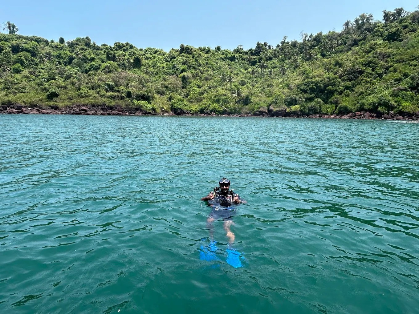 North Goa : Ocean Explorer Scuba Dive - 40 Minutes