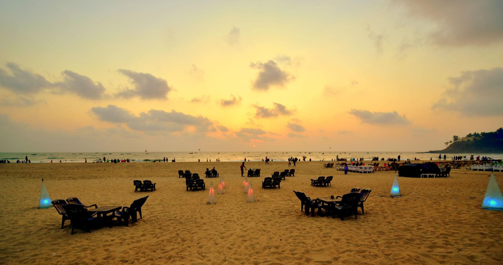 Beach Vibe & Atmosphere