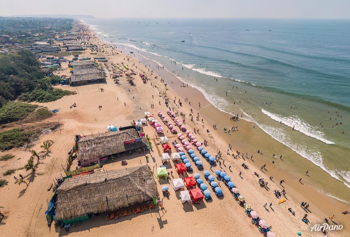 Calangute Beach vs Candolim Beach: Which Goa Beach is Better for Your Vacation?