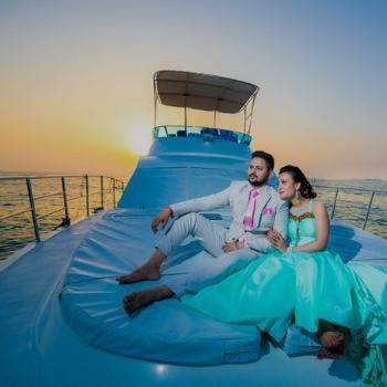 7. Private Yacht, Cruises & Premium Experiences
