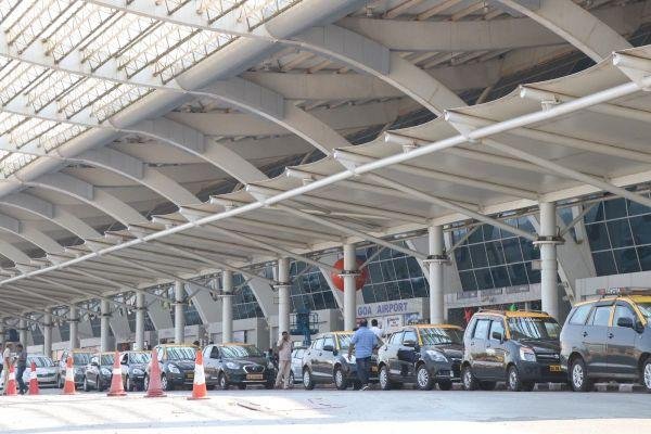 5. Taxi Services – Backbone of Your Trip