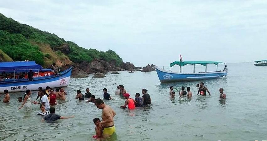 ⭐ 4. Grand Island Open Boat Sea Trip (No Diving)