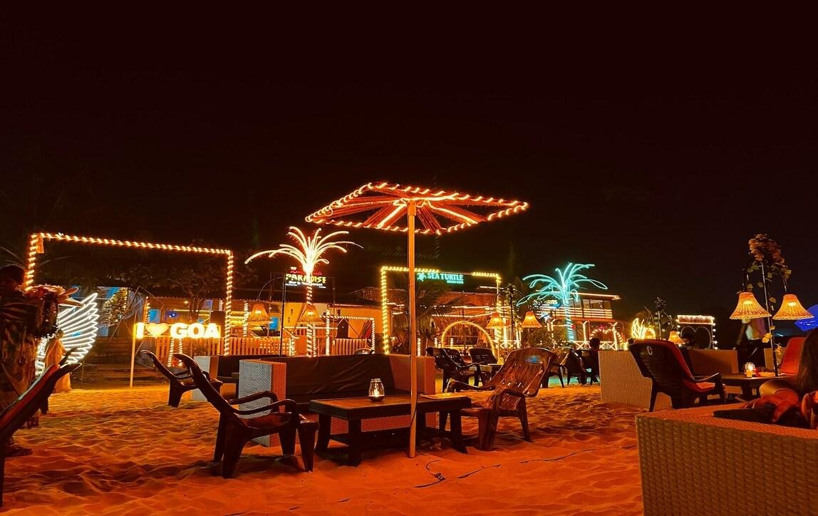 Vagator Beach Nightlife