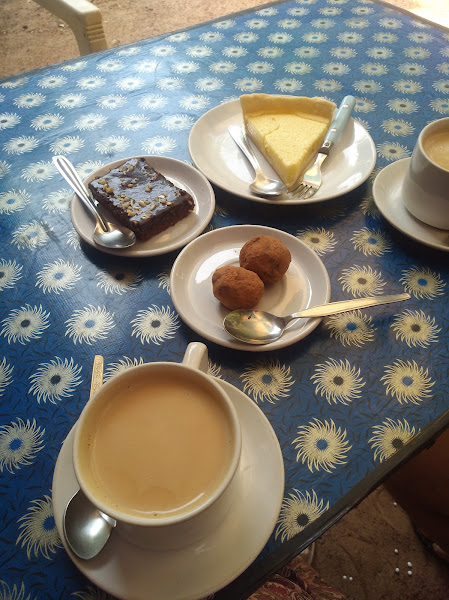 Cafe Lisa Cake
