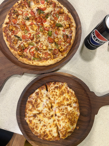 Joe's Pizza
