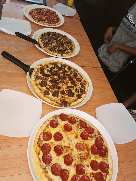 Smoking Joe's fresh pizza