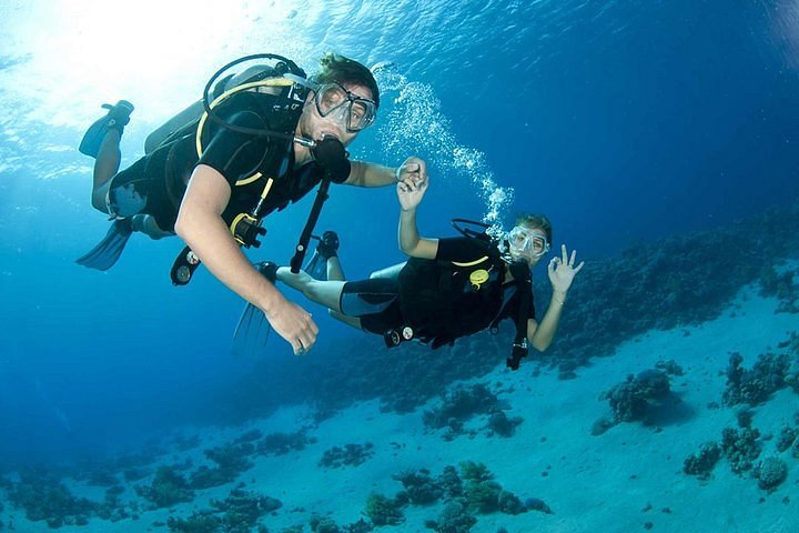 Scuba diving at Grande Island Goa